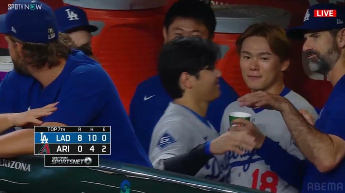 カーショーが、大谷が、チームメイトが…“大エース”山本由伸を「惜しみ