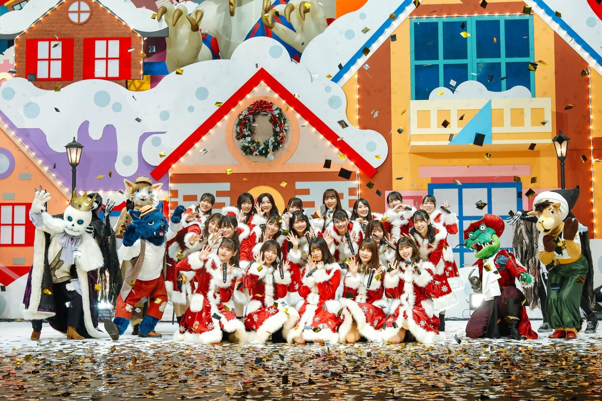 小坂菜緒 クリスマスオフショット｜Talafurnituresa.com