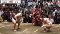 「めっちゃ目立つ」大相撲、溜まり席に存在感“ハンパない”男性著名人の姿 「視線が鋭い」ファン驚き