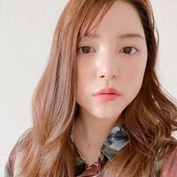 川島海荷の美肌際立つドアップショットに「美人すぎる」「飽きない可愛さの持ち主」と絶賛