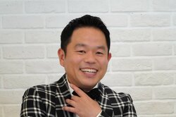 ダイアン津田、“超絶スタイル”鈴木えみとの2ショットに衝撃「50メートル前にいるの？」コットン西村も爆笑