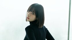 岡田紗佳、4th写真集『嶺上開花』が3月発売 自然体な表情、恋人目線、バスタイムカットも