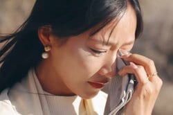 ”魔性”レースクイーン、WBCイ・ジョンフ選手似俳優からの言葉に大号泣「涙が止まらない」