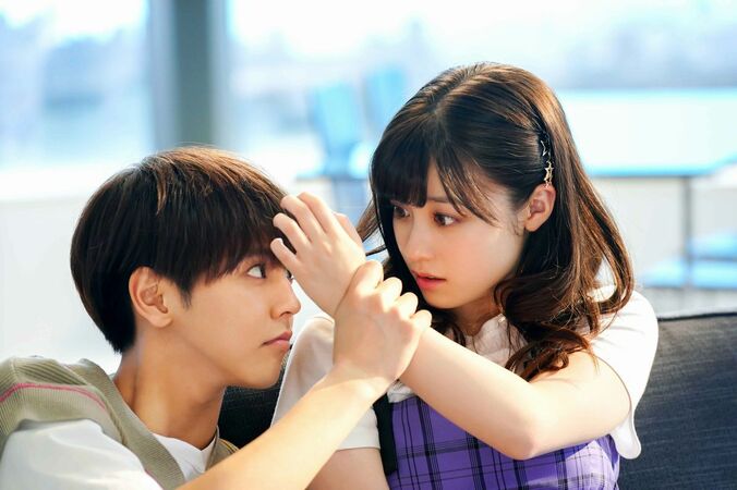 マスク越しのキス…鼻かじキス…片寄涼太＆橋本環奈『午前0時、キスしに来てよ』予告解禁 1枚目