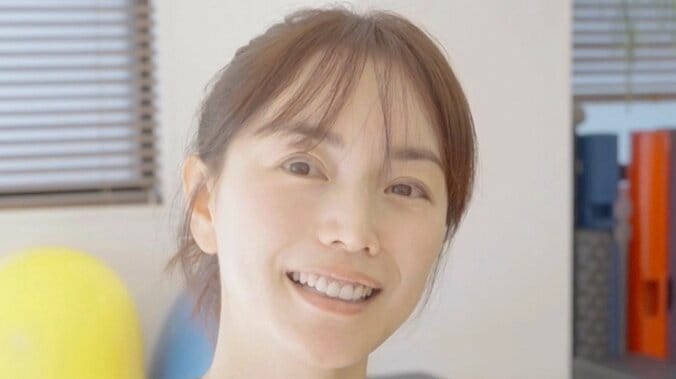 【写真・画像】“エビちゃん”（46）が10年通うパーソナルジムに密着 「美しい」「首長くて綺麗」　1枚目