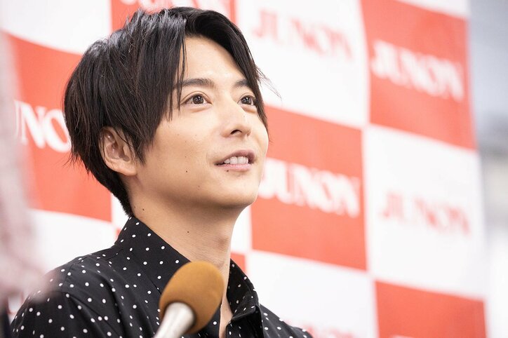 小池徹平、留学中のウエンツ瑛士は「ヒゲを生やし毛むくじゃら。凛々しくなった」
