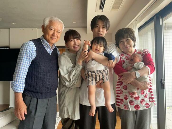  あいのり・桃の母、孫と初対面したことを報告「初めて抱っこしたら、軽い」 