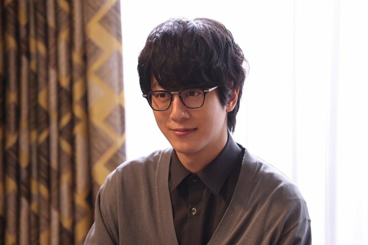 10年前の事故がフラッシュバック 引きこもり女子・飯豊まりえの過去に衝撃「ラスト鳥肌」「伏線回収が凄い」『何曜日に生まれたの』第7話