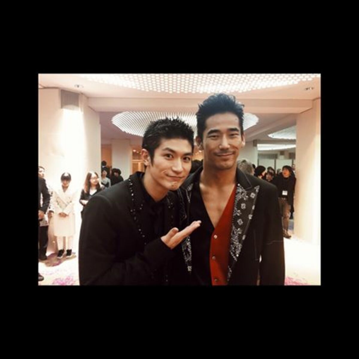 三浦春馬“実は交友のある”NAOKIとの2ショット披露に反響「最高で最強の