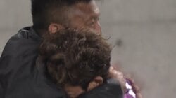 「泣ける」「これが曺貴裁サッカー」京都のエース、魂のヘッド弾決め今季退任の指揮官へ粋なセレブレーション「これが見たかった」4試合ぶりゴールにファン歓喜