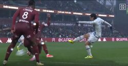 「うますぎ！」「ゴラッソ！」日本代表・南野拓実、圧巻の“キングターン”炸裂で今季7ゴール目！高速反転から右足一閃、狭いコースに突き刺すピンポイントシュートにGK手も足も出ず「さすがモナ王！」