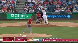 「くっそボール球だけど振っちゃってた」菊池雄星の158キロ豪速球をフ軍4番がマン振り→“唖然” 敵地沈黙の衝撃シーン