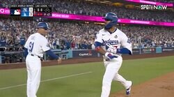 ド軍主砲の勝ち越し弾で“雄叫び連鎖” フリーマンもHRボール奪取の観客も…本人より熱狂「テオヘル残留しろ」SNS歓喜