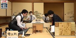 伊藤匠六段のペースで白熱の終盤戦へ突入 永瀬拓矢王座は反撃なるか 藤井聡太竜王への挑戦権を掛けた三番勝負第1局／将棋・竜王戦挑決