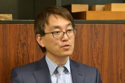 第30期竜王戦決勝トーナメント　挑戦者決定三番勝負は羽生善治三冠が先勝