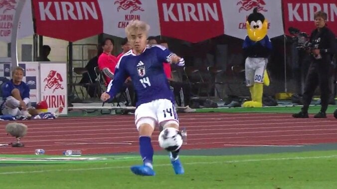 「ウイイレやん！」伊東純也“シゴデキ過ぎる”超絶ロングスルーパスにSNS絶賛「本当に最高の選手だな」 5枚目