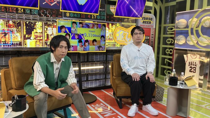 安元洋貴＆白井悠介が “新旧”サッカーゲームで真剣勝負！ 『声優と夜あそび』 1枚目