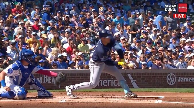 球場沸騰も“ウソだろ？” 今永昇太、135キロの“幻惑魔球”で翻弄 ハーフスイング→一塁に走り出すも三振判定、打者唖然 2枚目