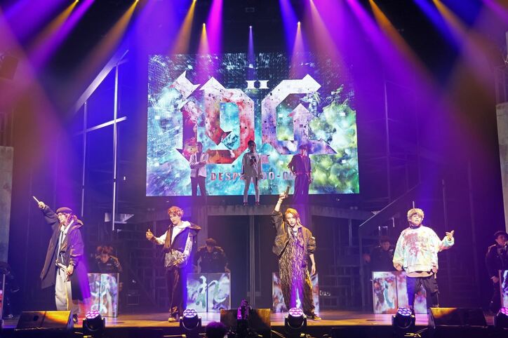 舞台「ヒプステ track.5」レポート T.D.D時代の“エモさ”は必見！一郎と左馬刻が肩を組み、乱数と寂雷が微笑みを交わす