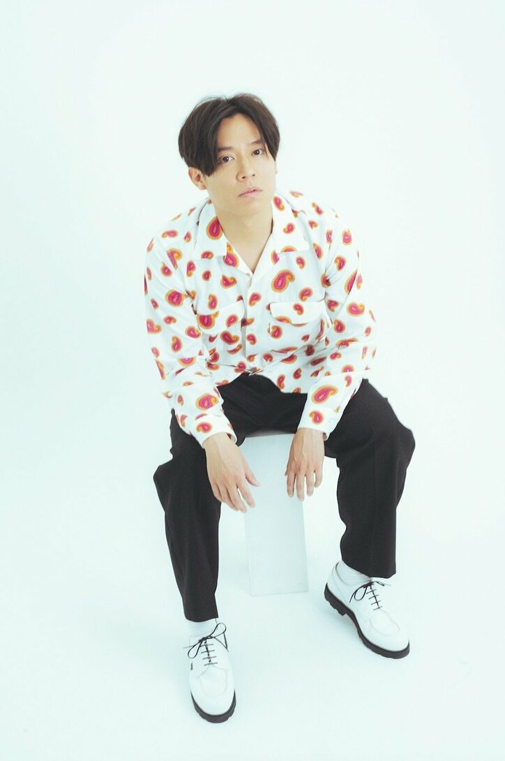 小出恵介&小池徹平、『ごくせん』以来16年ぶりの再共演!「再会は奇跡」「引き寄せた縁」 『酒癖50』インタビュー