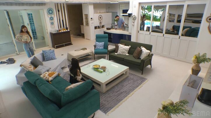 【写真・画像】「浮気現場見られた感じ」「修羅場だ」見つかってしまい…むちゃくちゃ気まずい空気に 3枚目