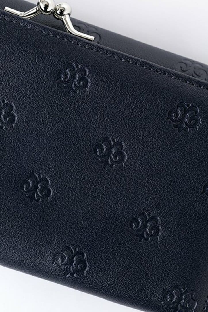 アニメ『K RETURN OF KINGS』伏見猿比古と八田美咲イメージのコラボアイテムが登場！　冬パンプスが普段使いにぴったり