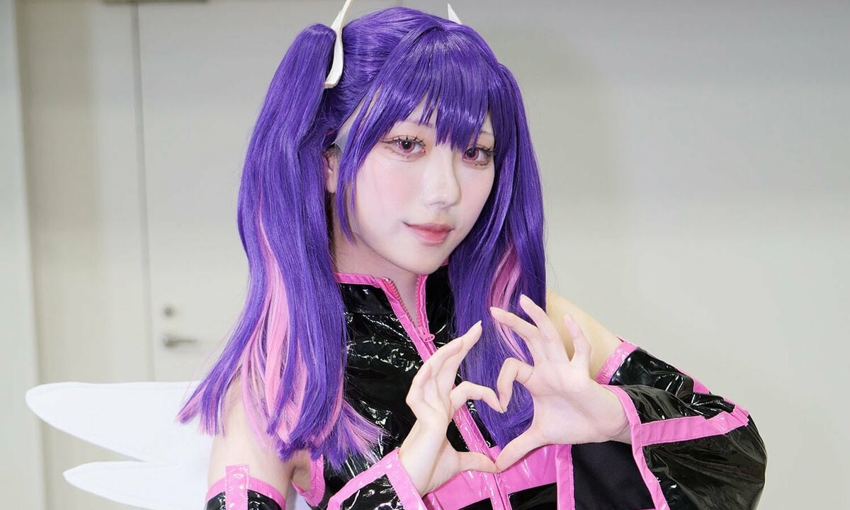 身体を絞りました」スレンダーさの再現に努力した『2.5次元の誘惑