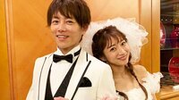 杉浦太陽、ウエディングドレス姿の妻・辻希美とラブラブ2ショット（複数カット）