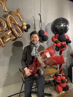 三浦りさ子、夫・キングカズの誕生日ショット公開し反響「写真集の撮影みたい」「素敵なお写真」