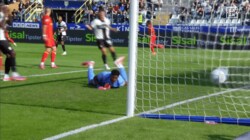 「反応が遅い」鈴木彩艶に現地メディアが辛辣評価…「軌道に騙された」痛恨失点で最下位チームに敗戦