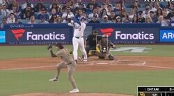 なぜ打った…！？ 大谷翔平、弾丸ヒットで“異変”「めっちゃ驚いてる」「そらビビるw」 相手投手の被打リアクションが話題に「すごい音だ」