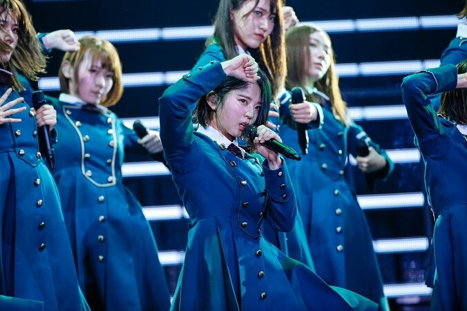 平手友梨奈・志田愛佳が不在の欅坂46、全員で取り組んだ２周年ライブ 29枚目