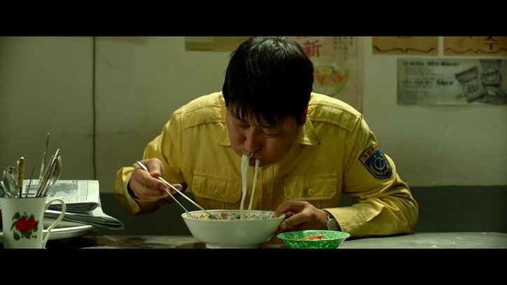 映画『タクシー運転手』本編映像が解禁　おにぎりが示している意味とは