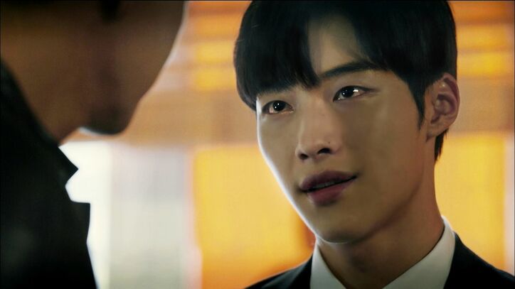 演技派俳優ユ・ジテ×＆人気俳優ウ・ドファン共演！飛行機事故の真相に迫る骨太サスペンス『マッド・ドッグ〜失われた愛を求めて〜』