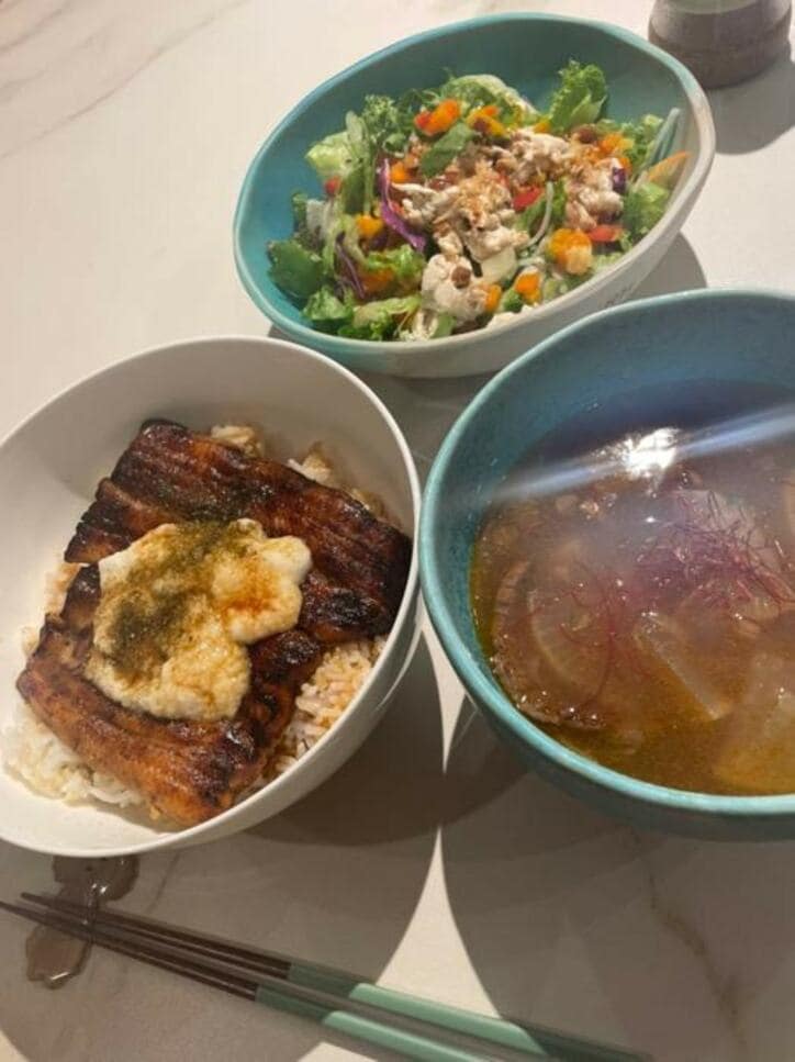  小川菜摘、夫・浜田雅功のために作った夕食「ご飯を入れて食べても旨し」 
