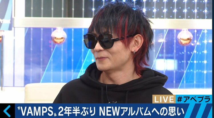 写真・画像】全米ツアー直前のVAMPSを直撃 K.A.ZがHYDEの似顔絵で意外