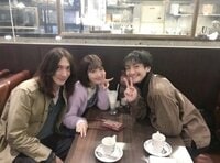 神田沙也加、夫らと食事し3ショットを公開「充も十数年前に共演していて」