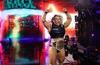 【映像】衝撃の肉体改造を遂げた女子レスラー