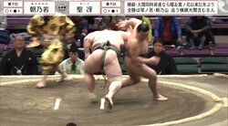 幕下で起こった奇跡的な逆転白星 背中越しから驚きの展開に「イリュージョン」「マジシャンやんw」