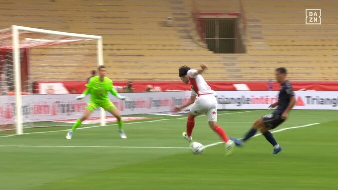 【映像】圧巻の飛び出しから左足ダイレクトクロス 