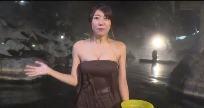 「安心して下さい！」美人気象予報士が混浴露天風呂から生中継 3枚目