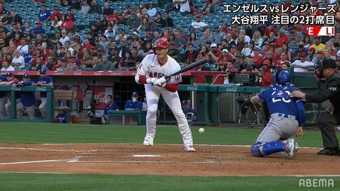 大谷翔平ヒヤリ！大事な右つま先に死球直撃 「こわいこわい！！」「つま先は痛い！」とファンから悲鳴 1枚目