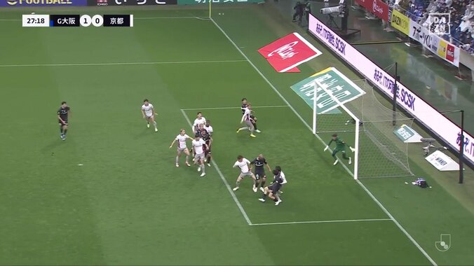 「ソンジュン偉すぎる」日本帰化報道の18歳MF、ライン上ギリギリでの“神クリア”が話題「ユンの1mm」「割ってなかったのか」 5枚目