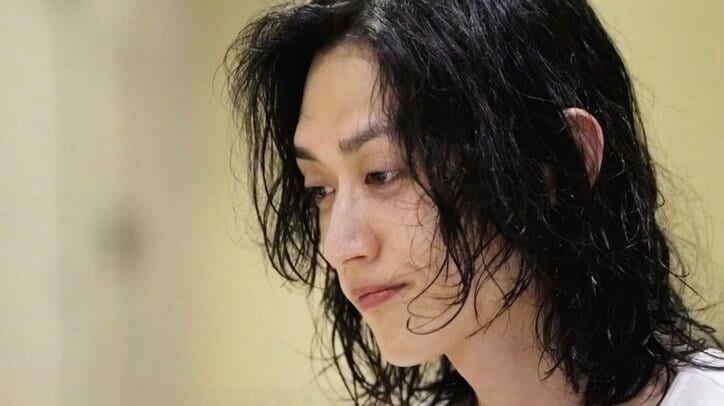 【写真・画像】「3日間寝てないんでしょ?」 帰国子女イケメン会社員に衝撃事実 原因に「これは可哀想」「集団生活だとなあ」の声 1枚目