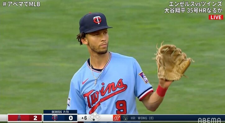 大谷翔平、元同僚の“超絶”プレーにヒット阻まれ苦笑 ファン「残念、そこはシモンズ」