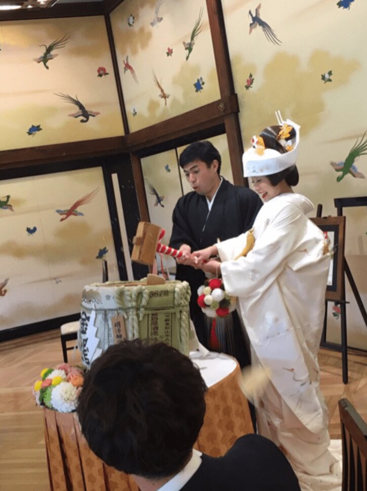 小島よしお、明治神宮で結婚式 「どっしりした夫婦目指して精進したい」