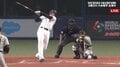 大谷翔平、侍ジャパン初実戦でいきなり2発！衝撃の“膝つき弾”に続く2打席連続豪快アーチ どん詰まりなのにバックスクリーン越え