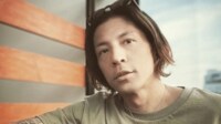 Dragon Ash・降谷建志(44) 俳優の長男15歳の誕生日に幼少期の我が子抱く親子ショット