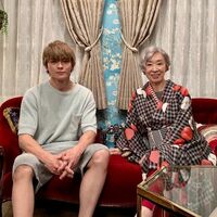 『プロミス・シンデレラ』眞栄田郷敦＆三田佳子の“微笑み2ショット”に「可愛さの大渋滞」「早くドラマみたい」と反響