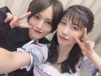 横山由依＆山本彩の久々“横山本”ショットが話題に「最強すぎる」「大好きなコンビ」